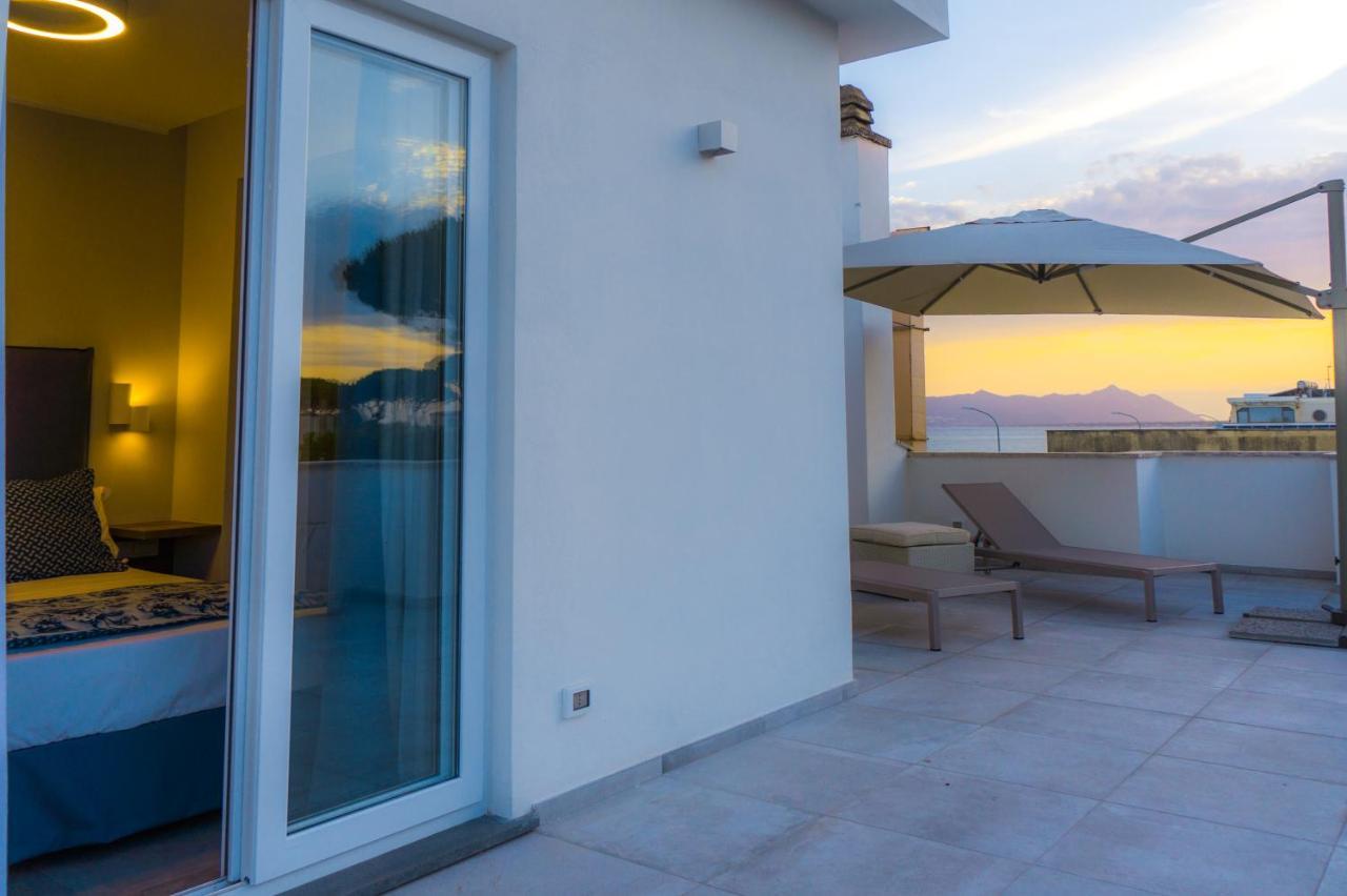 Piccolo Hotel แตร์ราชินา ภายนอก รูปภาพ