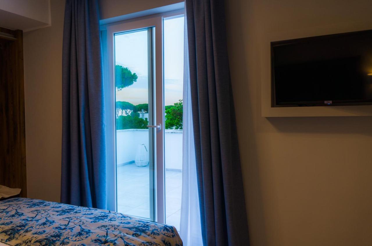 Piccolo Hotel แตร์ราชินา ภายนอก รูปภาพ
