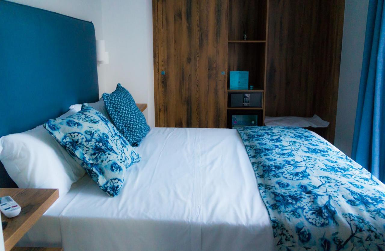 Piccolo Hotel แตร์ราชินา ภายนอก รูปภาพ