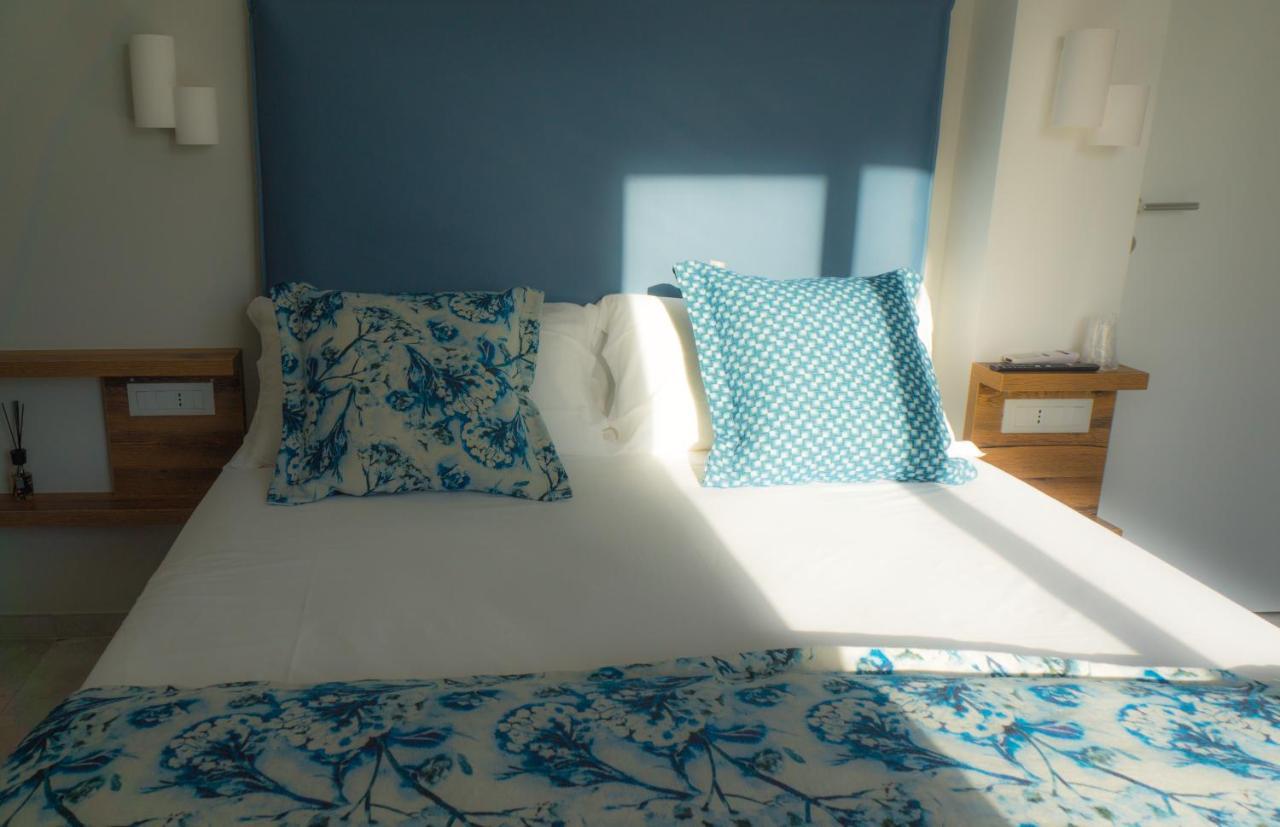 Piccolo Hotel แตร์ราชินา ภายนอก รูปภาพ