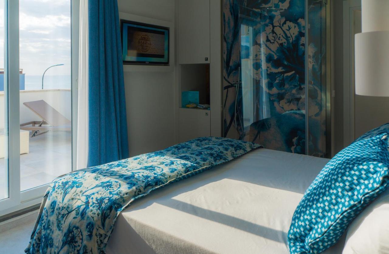 Piccolo Hotel แตร์ราชินา ภายนอก รูปภาพ