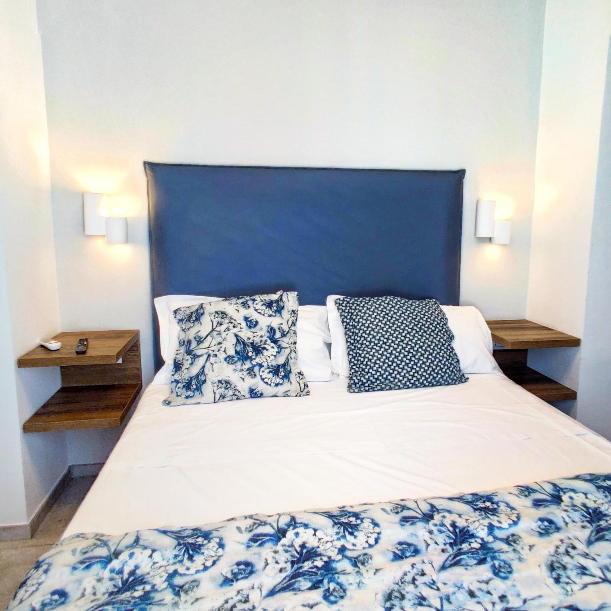 Piccolo Hotel แตร์ราชินา ภายนอก รูปภาพ