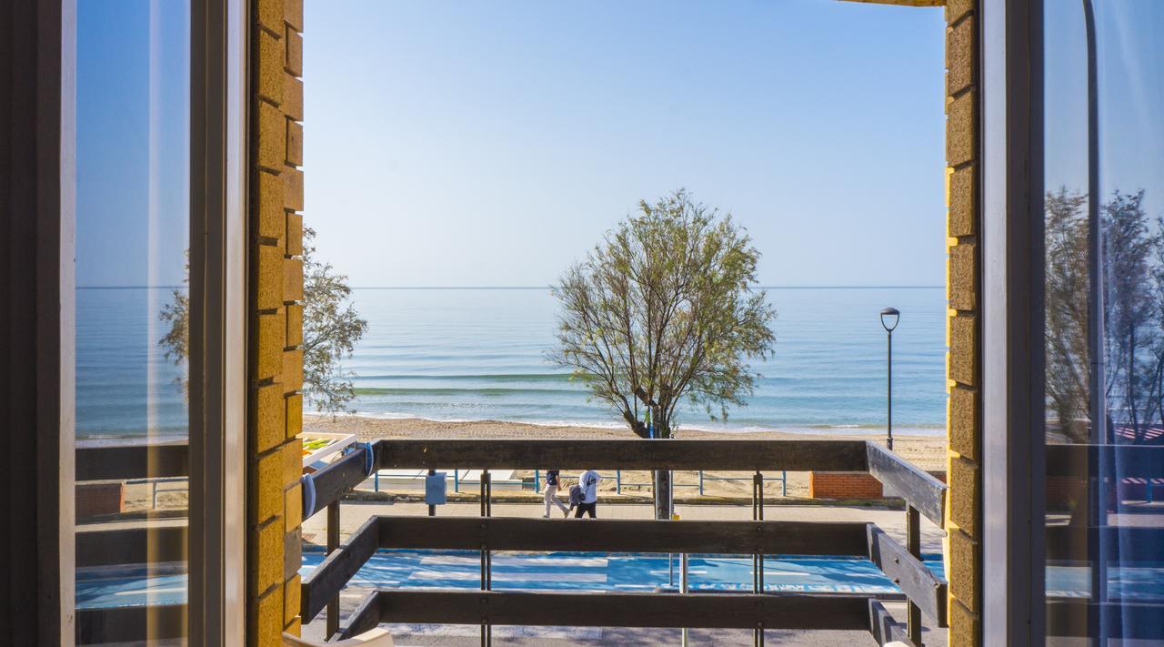 Piccolo Hotel แตร์ราชินา ภายนอก รูปภาพ